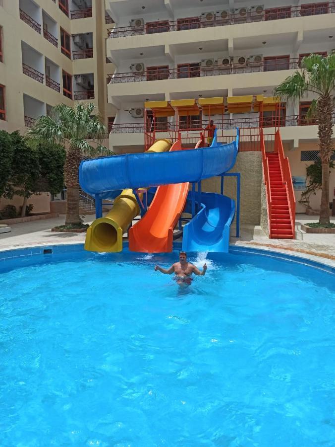 Empire Hotel Aqua Park Hurghada Exterior foto