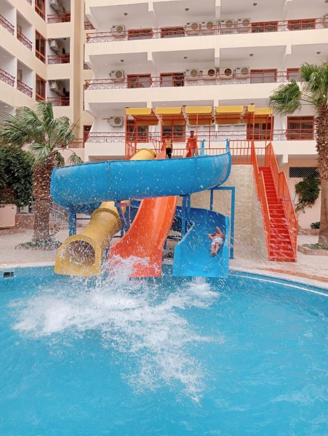 Empire Hotel Aqua Park Hurghada Exterior foto