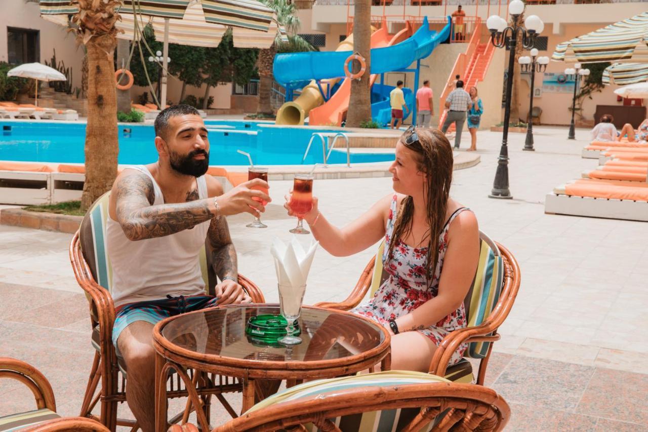 Empire Hotel Aqua Park Hurghada Exterior foto