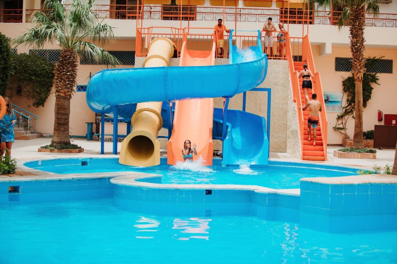 Empire Hotel Aqua Park Hurghada Exterior foto
