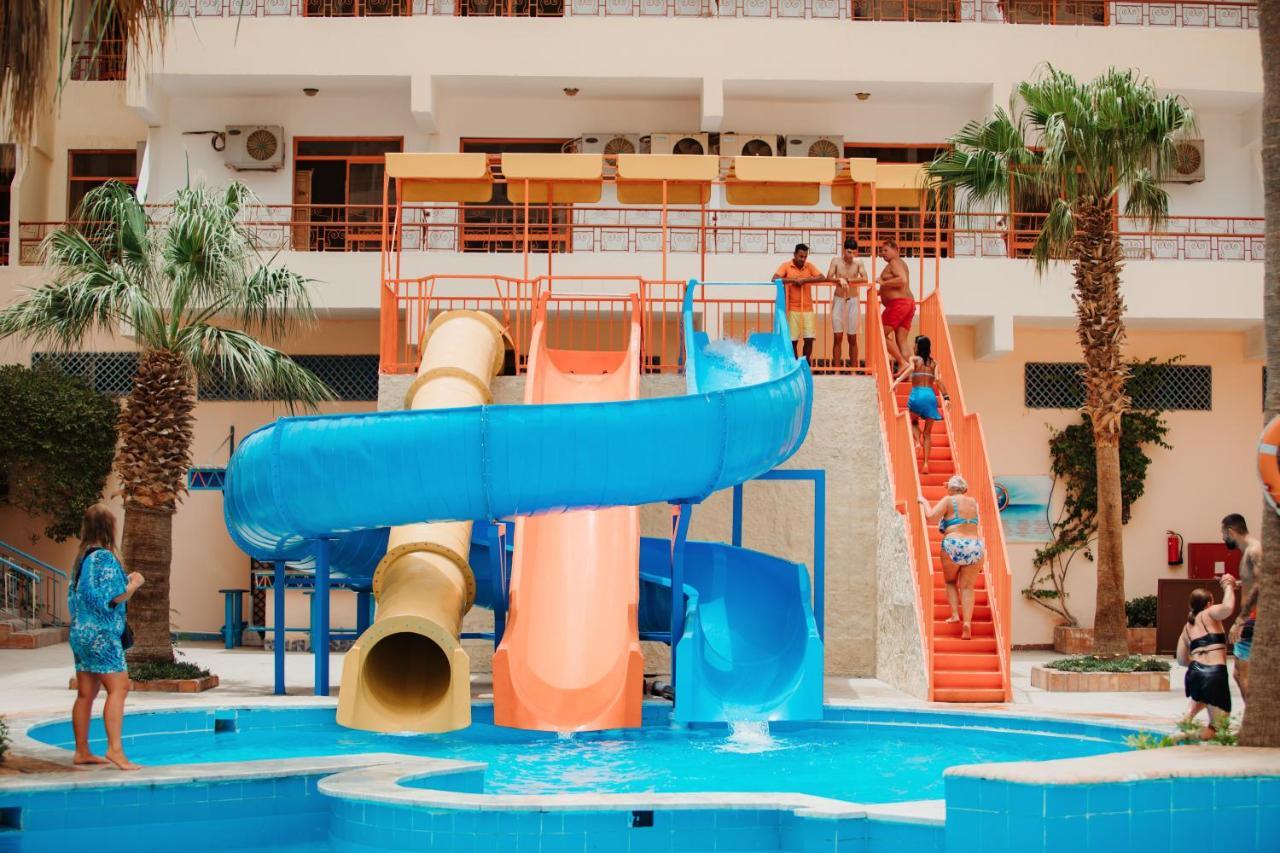 Empire Hotel Aqua Park Hurghada Exterior foto