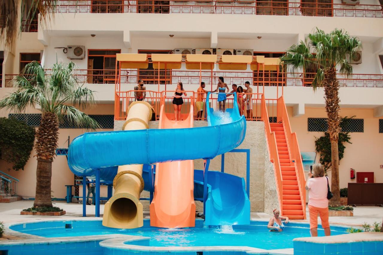 Empire Hotel Aqua Park Hurghada Exterior foto