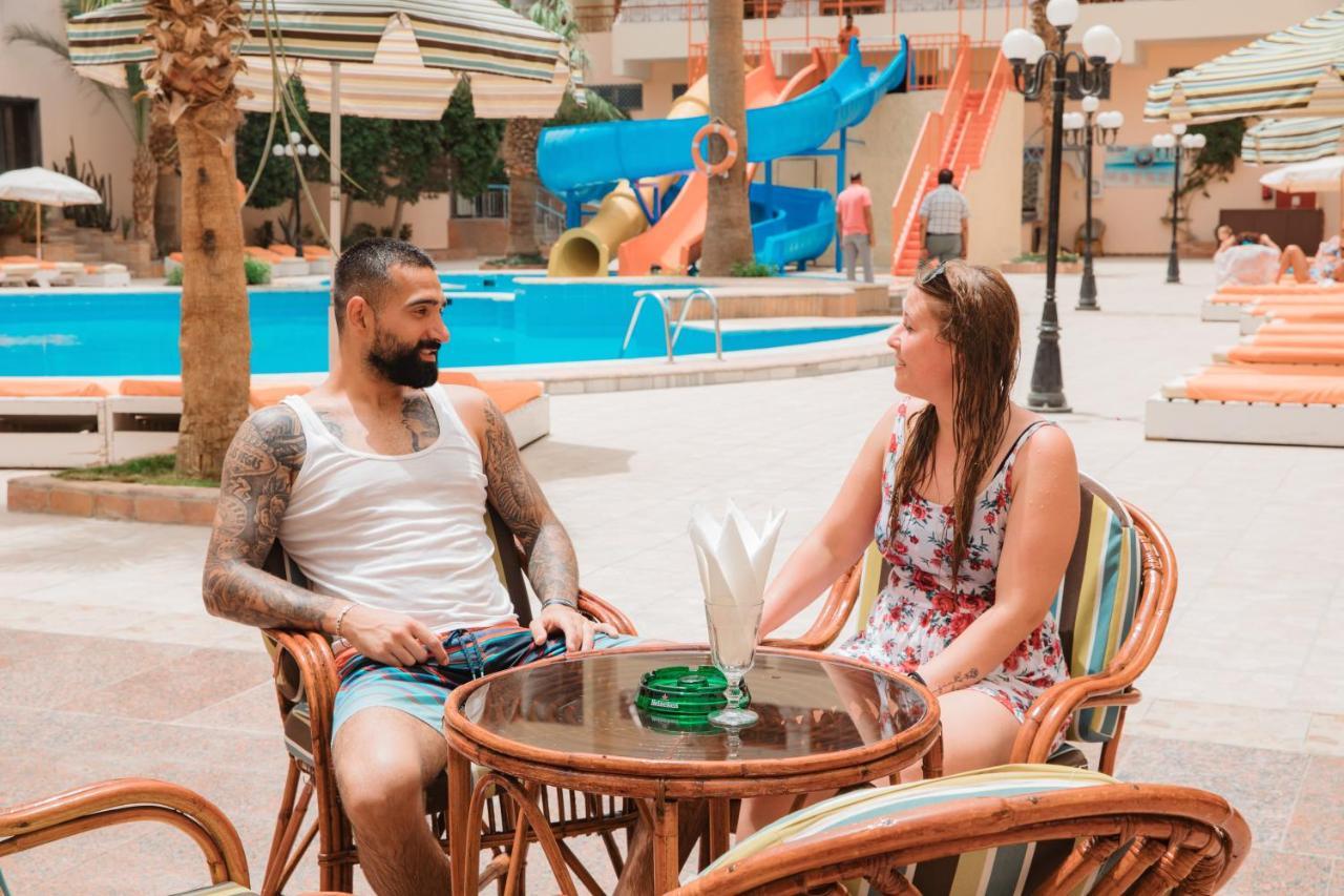 Empire Hotel Aqua Park Hurghada Exterior foto